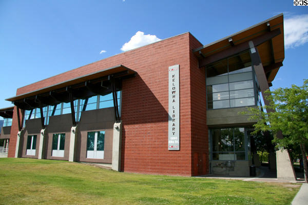 Kelowna Library (1380 Ellis St.). Kelowna, BC.