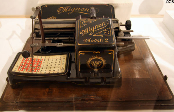 Mignon 2 typewriter (1905) by A.E.G., Berlin at Royal Ontario Museum. Toronto, ON.