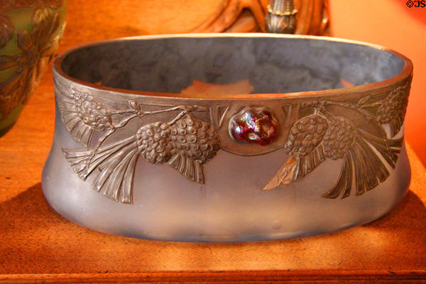 Art Nouveau ceramic bowl at Maxim's Art Nouveau Collection 1900. Paris, France.