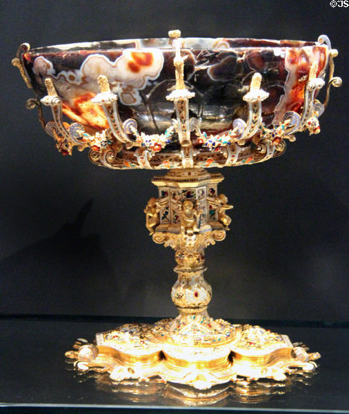 Sardonyx & enameled gold Hamilton-Rothschild Tazza (1812-25) at National Museum of Scotland. Edinburgh, Scotland.