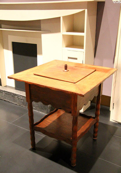 Square oak tea table for Ingram Street Tea Rooms (1909) by Charles Rennie Mackintosh & made by John Craig at National Museum of Scotland. Edinburgh, Scotland.