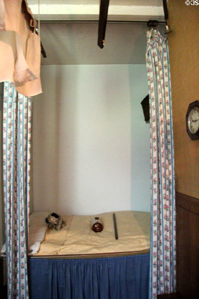 Bed recess at Tenement House museum. Glasgow, Scotland.