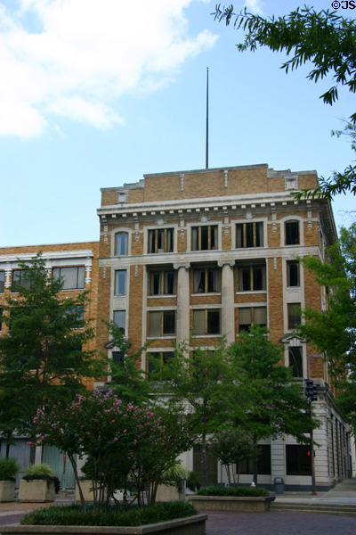 Heritage bank building on Main Street. Little Rock, AR.
