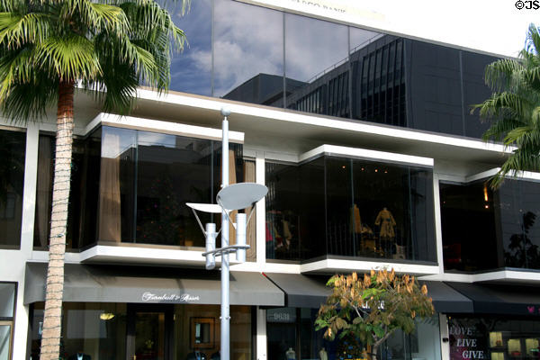Modern Beverly Hills shop of former Barclay Bank complex (9631-47 Brighton Way). Beverly Hills, CA. Architect: Kahn, Kappe & Lotery.