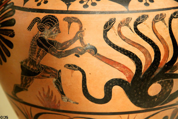 Etruscan terracotta black-figure water jar with Herakles & Hydra (c525 BCE) from Central Italy at Getty Museum Villa. Malibu, CA.
