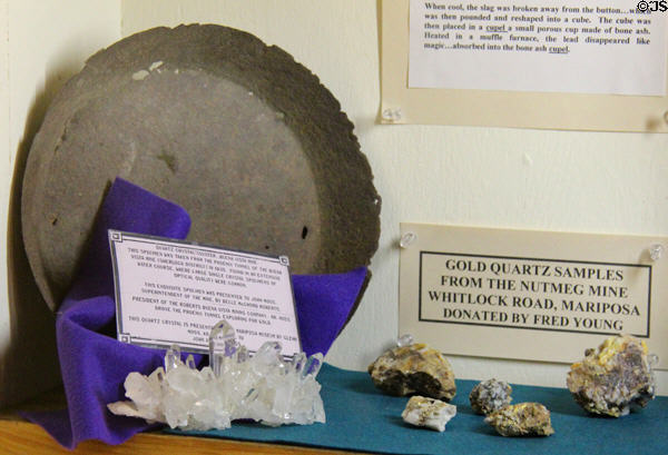 Gold & crystal quartz samples at Mariposa Museum. Mariposa, CA.
