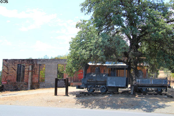 Whistling Billy (c1897) narrow gauge, wood burning locomotive used for hauling gold-bearing quartz ore in the Coulterville area at Northern Mariposa County Museum. Coulterville, CA.