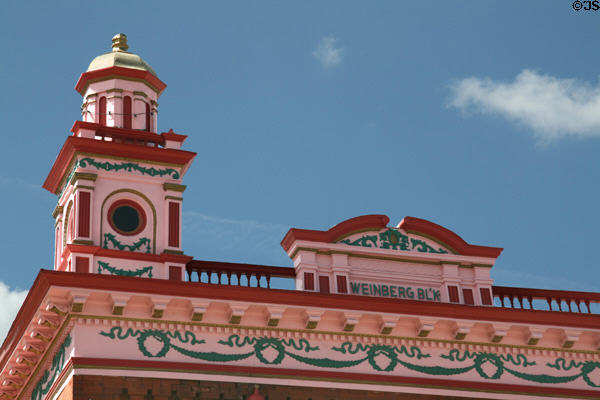 Weinberg Block (1896) (276-8 E. Bennett Ave.) now Creeker's Casino. Cripple Creek, CO. Style: Italianate.