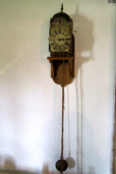 Tho. Dadswell, Burwash pendulum clock at Joshua Hempstead House. New London, CT.