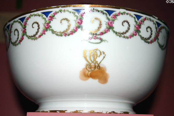 Niderviller porcelain bowl given to Martha Washington by Comte de Custine-Sarreck in 1782 in American History Museum. Custine-Sarreck was a French officer who fought in the American Revolution. Washington, DC.