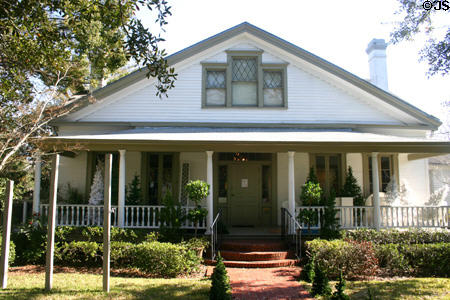 Lemoyne Art Gallery (125 N. Gadsden St.). Tallahassee, FL.