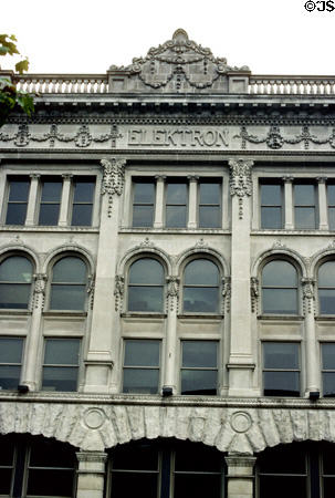 Elektron Building (1895). Fort Wayne, IN. Style: Italianate.