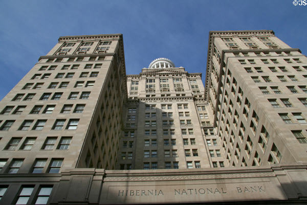 U-shaped facade of Hibernia Bank Building. New Orleans, LA.