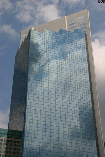Terraced crown of Campbell Mithun Tower. Minneapolis, MN.