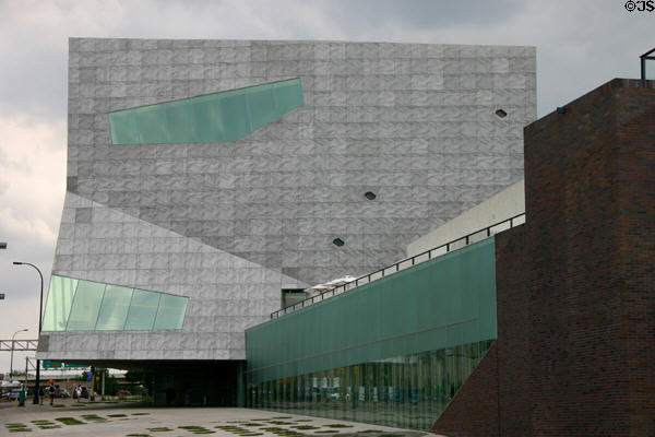 Walker Art Center (2005) (1750 Hennepin Ave.). Minneapolis, MN. Architect: Herzog & de Meuron.