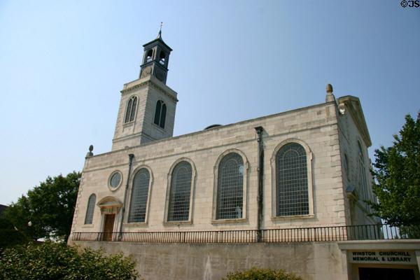 Side view of Christopher Wren's Church of St. Aldermanbury with entrance to Churchill Memorial & Library. Fulton, MO.