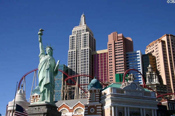 Empire State & other towers contain hotel rooms of New York, New York. Las Vegas, NV.