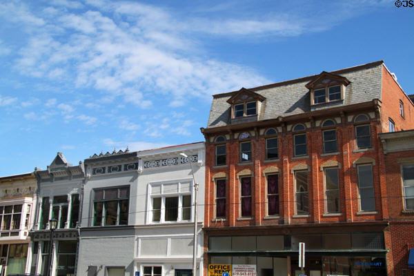 Streetscape along Court St. Tiffin, OH.