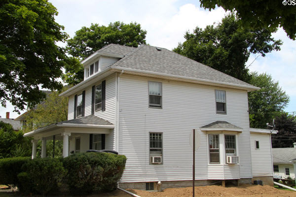 Pattern book house example (1900) (134 Wentz St.). Tiffin, OH.