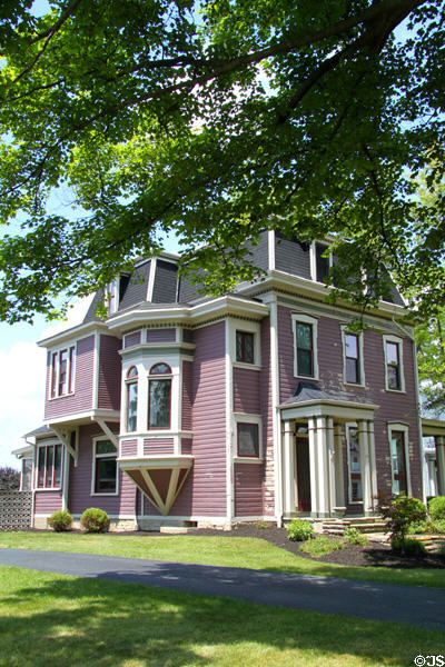Victorian house (c1900) (114 Sycamore St.). Tiffin, OH.
