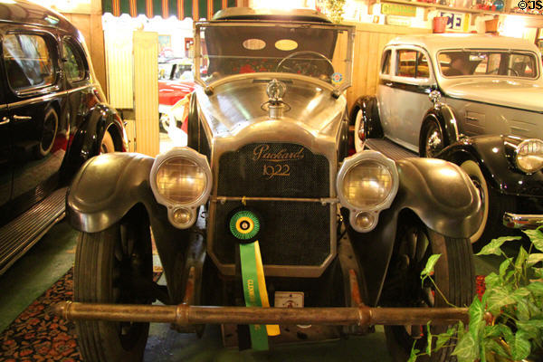 Front view & hood ornament of Packard Twin Six Brunn Cape Victoria (1922) at Canton Classic Car Museum. Canton, OH.