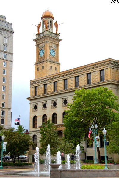 Stark County Courthouse & plaza. Canton, OH.