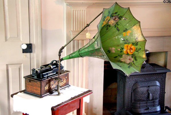 Edison cylinder gramophone at Sherwood-Davidson House. Newark, OH.