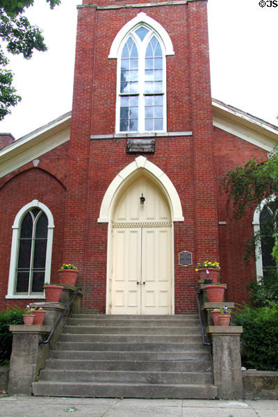 Gothic portal of Putnam Presbyterian Church with past abolitionist congregation. Zanesville, OH.