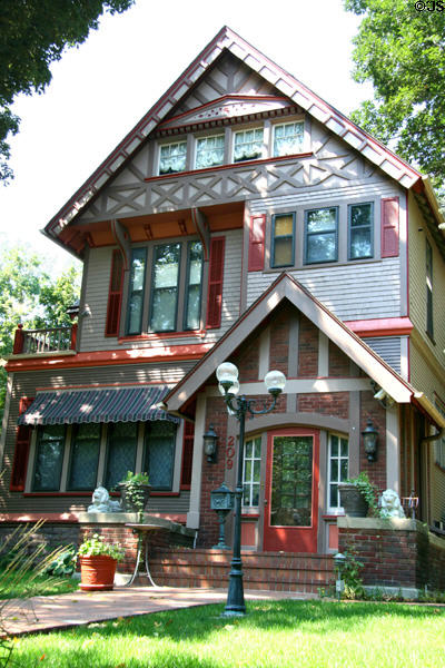 L.T. Dunning House (1887) (209 N. Duluth Ave.) in Cathedral Historic District. Sioux Falls, SD. Style: Stick.