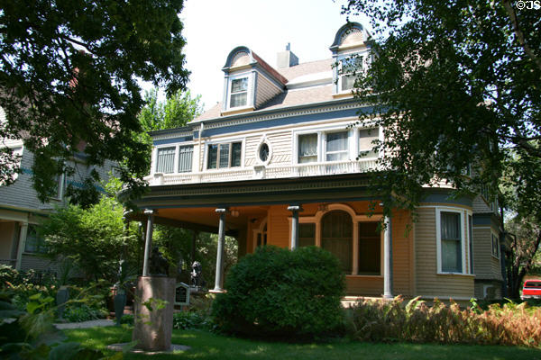 George & Fannie Hollister House (1893) (123 N. Duluth Ave.) in Cathedral Historic District. Sioux Falls, SD. Style: Neo-Colonial.