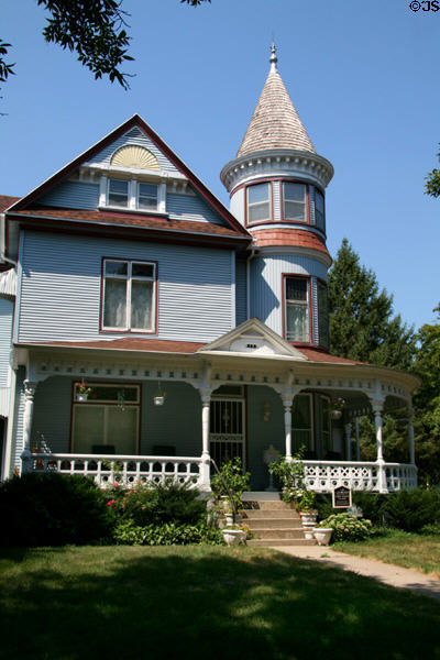 Cyrus Walts House (1890) (103 N. Summit Ave.) in Cathedral Historic District. Sioux Falls, SD. Style: Queen Anne. Architect: Wallace Dow.