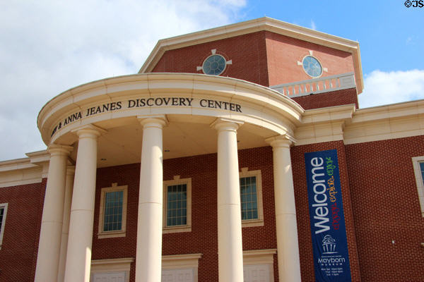 Portico of Mayborn Museum. Waco, TX.