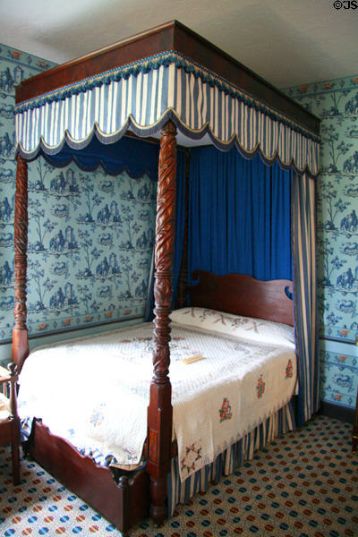 Monroes' bed at Ash Lawn-Highland. Charlotttesville, VA.