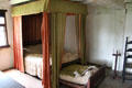Bed with trundle bed at Joshua Hempstead House. New London, CT.